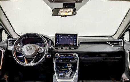 Toyota RAV4, 2020 год, 3 330 000 рублей, 14 фотография