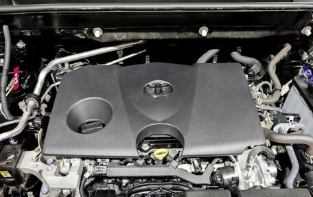Toyota RAV4, 2020 год, 3 330 000 рублей, 9 фотография