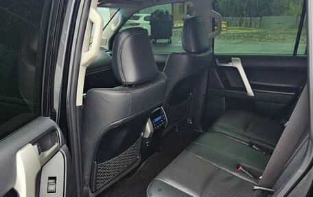 Toyota Land Cruiser Prado 150 рестайлинг 2, 2021 год, 7 200 000 рублей, 14 фотография