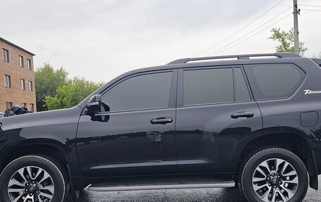 Toyota Land Cruiser Prado 150 рестайлинг 2, 2021 год, 7 200 000 рублей, 7 фотография