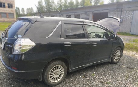 Honda Fit Shuttle I рестайлинг, 2013 год, 900 000 рублей, 3 фотография