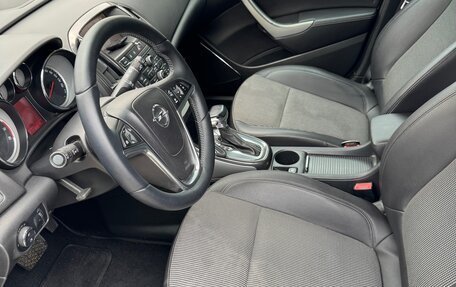 Opel Astra J, 2011 год, 620 000 рублей, 9 фотография