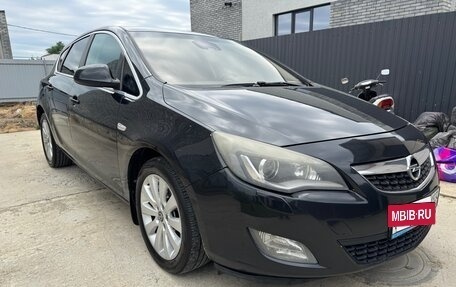 Opel Astra J, 2011 год, 620 000 рублей, 6 фотография