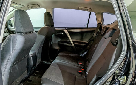 Toyota RAV4, 2018 год, 2 450 000 рублей, 12 фотография