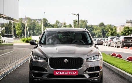 Jaguar F-Pace, 2017 год, 2 049 000 рублей, 4 фотография