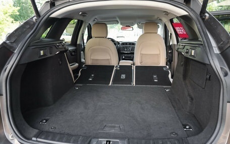 Jaguar F-Pace, 2017 год, 2 049 000 рублей, 33 фотография