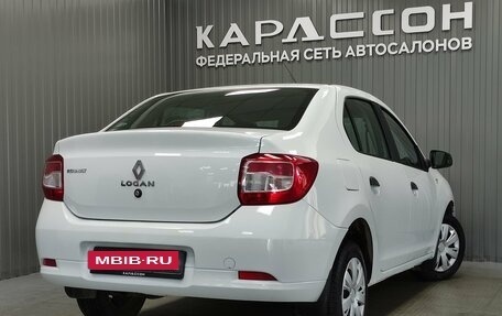 Renault Logan II, 2018 год, 620 000 рублей, 2 фотография