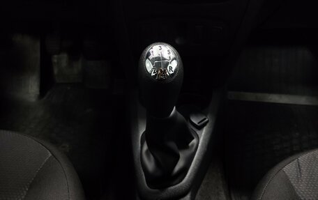 Renault Logan II, 2018 год, 620 000 рублей, 12 фотография