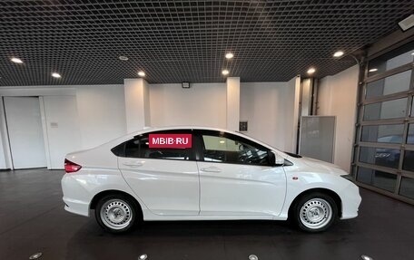 Honda Grace I, 2020 год, 1 170 000 рублей, 2 фотография