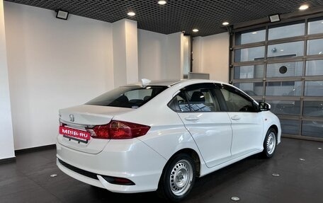 Honda Grace I, 2020 год, 1 170 000 рублей, 3 фотография