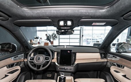 Volvo XC90 II рестайлинг, 2025 год, 12 750 000 рублей, 14 фотография