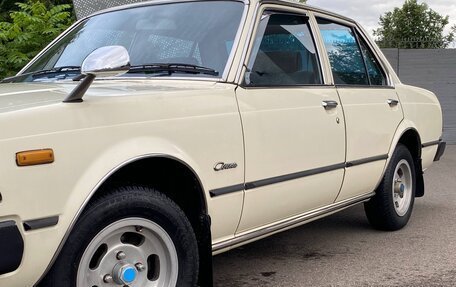 Toyota Corona VIII (T170), 1979 год, 2 000 000 рублей, 2 фотография