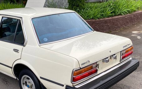 Toyota Corona VIII (T170), 1979 год, 2 000 000 рублей, 5 фотография