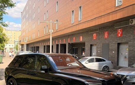 Rolls-Royce Cullinan, 2019 год, 24 690 000 рублей, 1 фотография