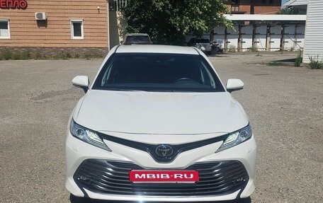 Toyota Camry, 2020 год, 3 550 000 рублей, 1 фотография