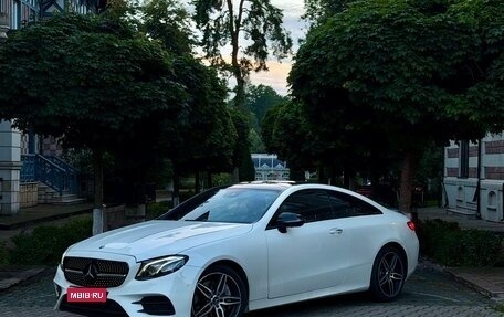 Mercedes-Benz E-Класс, 2017 год, 4 300 000 рублей, 1 фотография