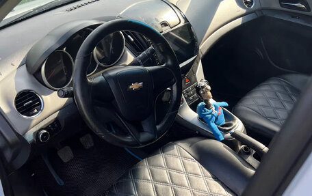 Chevrolet Cruze II, 2013 год, 580 000 рублей, 4 фотография