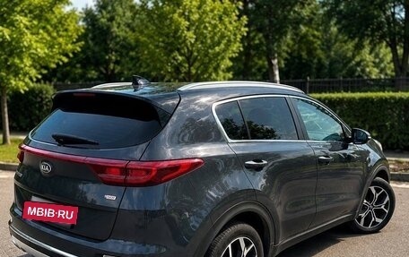 KIA Sportage IV рестайлинг, 2018 год, 2 300 000 рублей, 3 фотография