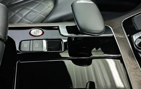 Audi A8, 2011 год, 2 670 000 рублей, 16 фотография