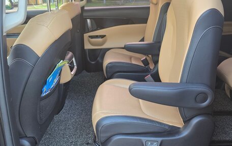 KIA Carnival, 2021 год, 3 500 000 рублей, 18 фотография