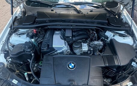 BMW 3 серия, 2010 год, 1 180 000 рублей, 17 фотография