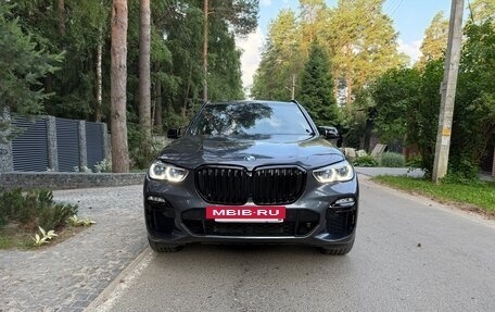 BMW X5, 2018 год, 6 600 000 рублей, 2 фотография