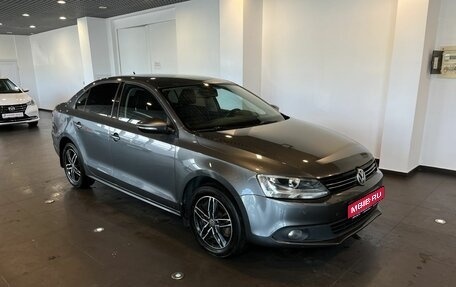 Volkswagen Jetta VI, 2013 год, 1 050 000 рублей, 1 фотография