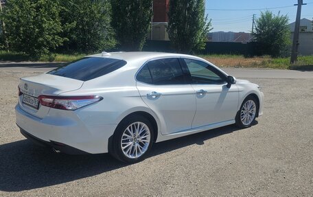 Toyota Camry, 2020 год, 3 550 000 рублей, 5 фотография