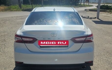 Toyota Camry, 2020 год, 3 550 000 рублей, 3 фотография