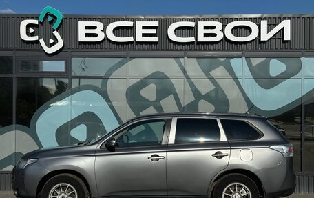 Mitsubishi Outlander III рестайлинг 3, 2013 год, 1 450 000 рублей, 9 фотография