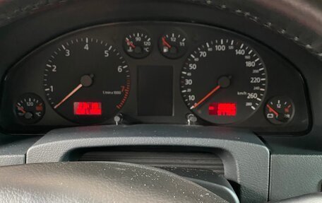 Audi A6, 2000 год, 2 300 000 рублей, 15 фотография