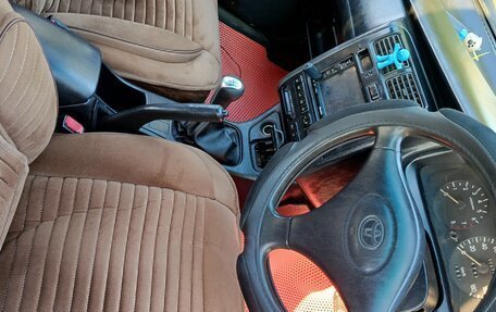 Toyota Corona IX (T190), 1993 год, 200 000 рублей, 3 фотография