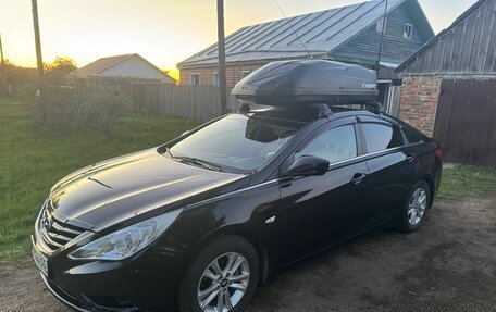 Hyundai Sonata VI, 2011 год, 700 000 рублей, 3 фотография