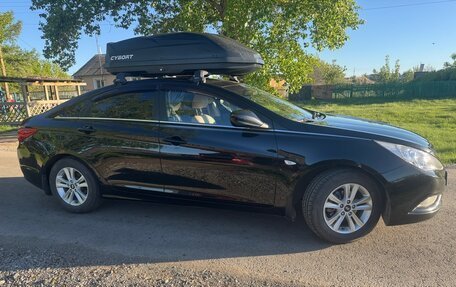 Hyundai Sonata VI, 2011 год, 700 000 рублей, 5 фотография