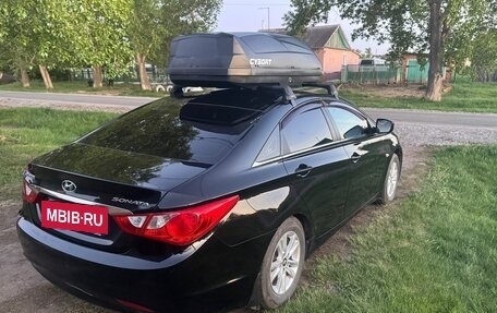 Hyundai Sonata VI, 2011 год, 700 000 рублей, 6 фотография