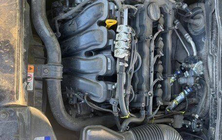 Hyundai Sonata VI, 2011 год, 700 000 рублей, 16 фотография