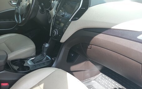Hyundai Santa Fe III рестайлинг, 2018 год, 2 400 000 рублей, 10 фотография
