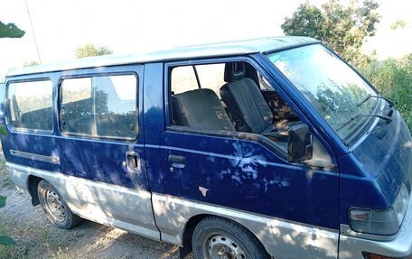 Mitsubishi Delica III, 1991 год, 400 000 рублей, 4 фотография