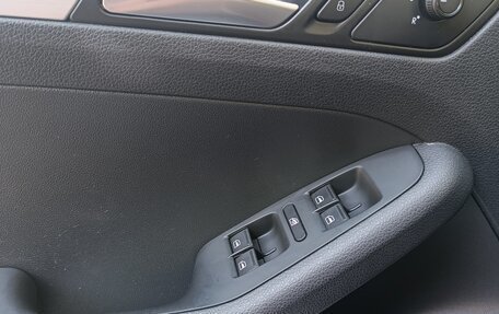 Volkswagen Jetta VI, 2017 год, 1 450 000 рублей, 8 фотография