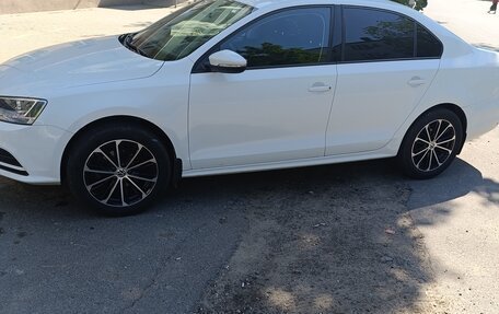 Volkswagen Jetta VI, 2017 год, 1 450 000 рублей, 5 фотография