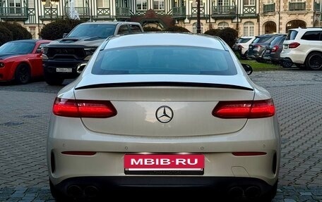 Mercedes-Benz E-Класс, 2017 год, 4 300 000 рублей, 6 фотография