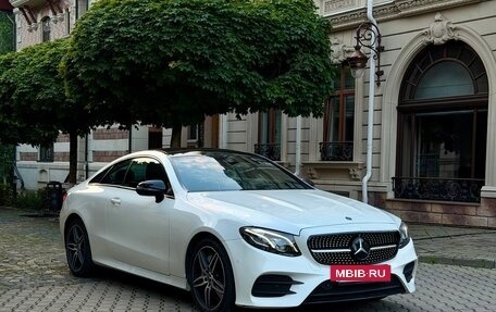 Mercedes-Benz E-Класс, 2017 год, 4 300 000 рублей, 4 фотография