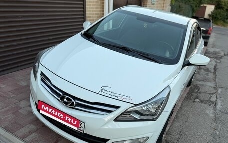 Hyundai Solaris II рестайлинг, 2014 год, 1 230 000 рублей, 3 фотография