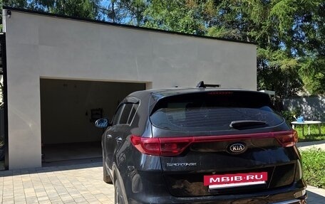 KIA Sportage IV рестайлинг, 2021 год, 2 150 000 рублей, 3 фотография