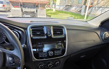 Renault Logan II, 2016 год, 660 000 рублей, 9 фотография