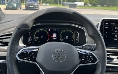 Volkswagen T-Roc I, 2023 год, 1 900 000 рублей, 16 фотография