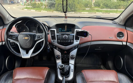 Chevrolet Cruze II, 2011 год, 400 000 рублей, 10 фотография