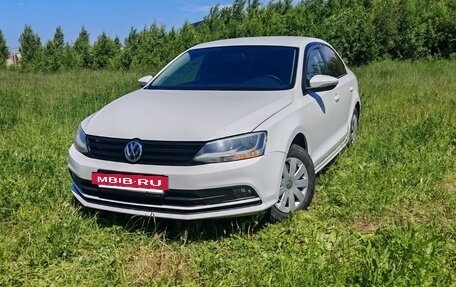 Volkswagen Jetta VI, 2015 год, 1 050 000 рублей, 3 фотография