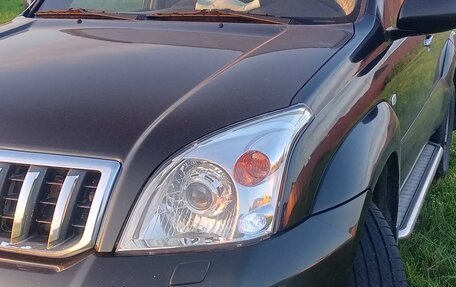 Toyota Land Cruiser Prado 120 рестайлинг, 2006 год, 1 795 000 рублей, 8 фотография