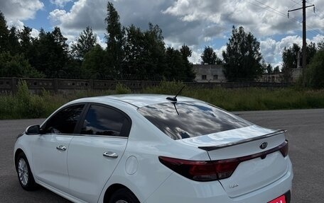 KIA Rio IV, 2018 год, 1 415 000 рублей, 4 фотография